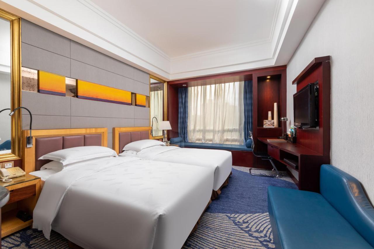 Zhuhai Charming Holiday Hotel Bagian luar foto